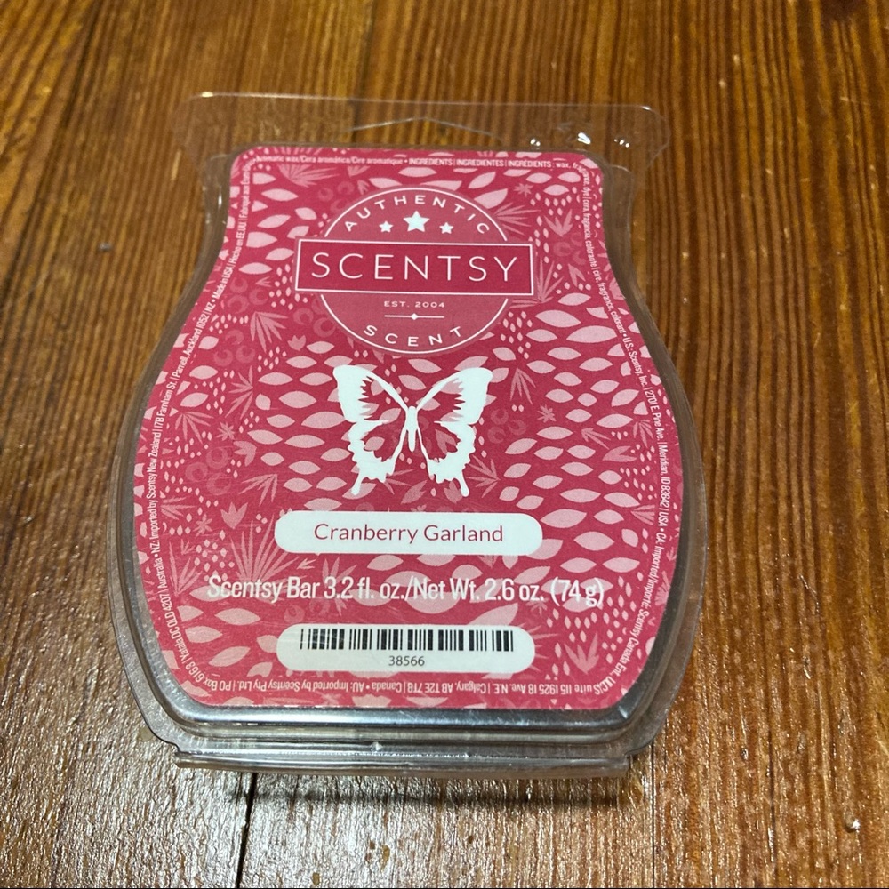 Scentsy Cranberry Garland